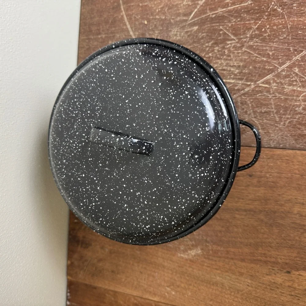 Vintage Black White Speckled Enamel Granite Ware Stock‎ Pot with lid